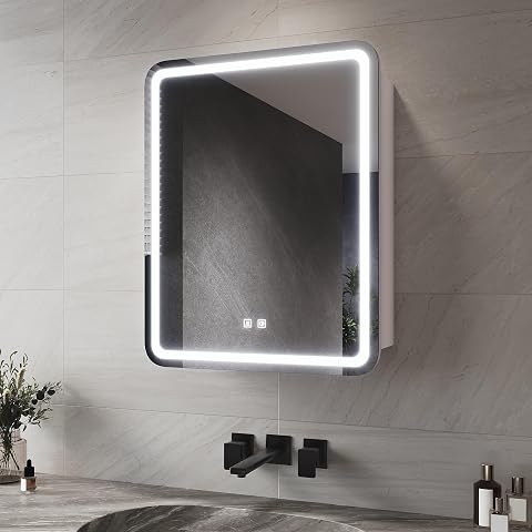Armoire de toilette blanc cassé avec miroir LED et angles arrondis dans une salle de bain claire